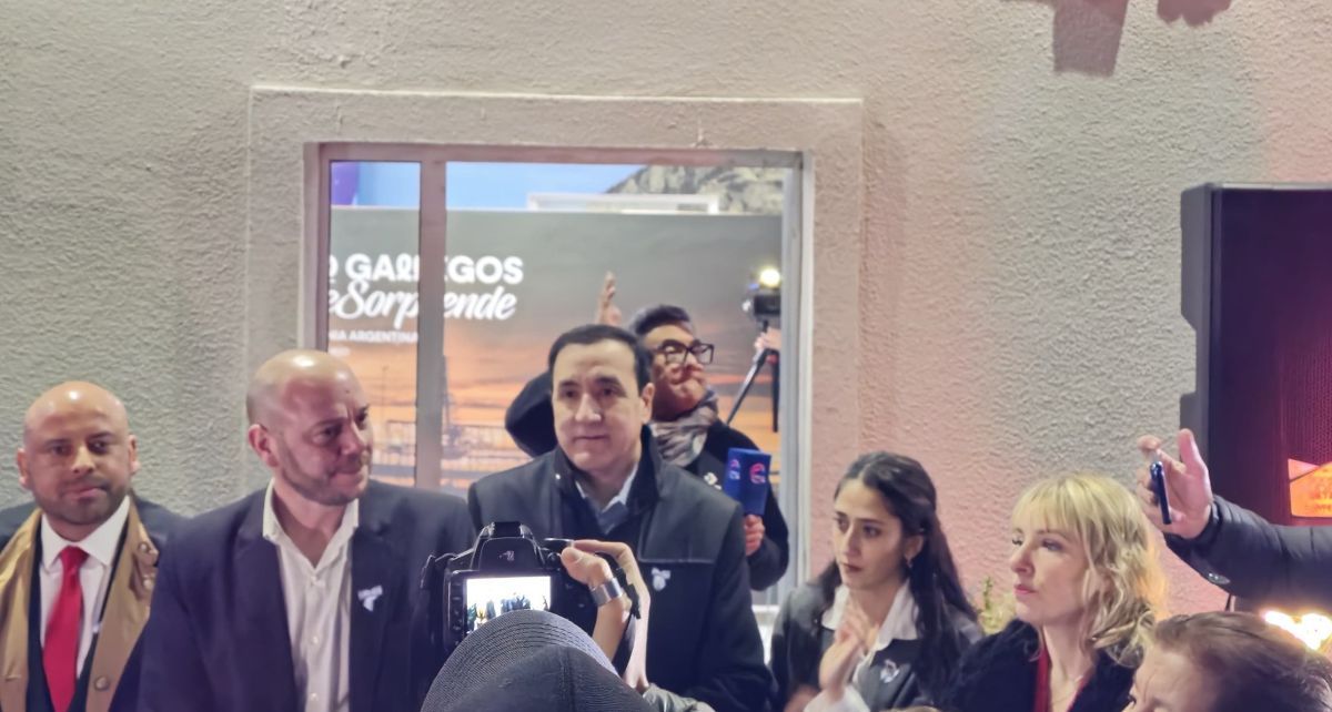 Pablo Grasso inauguró un nuevo Punto de Información Turística en Caleta Olivia