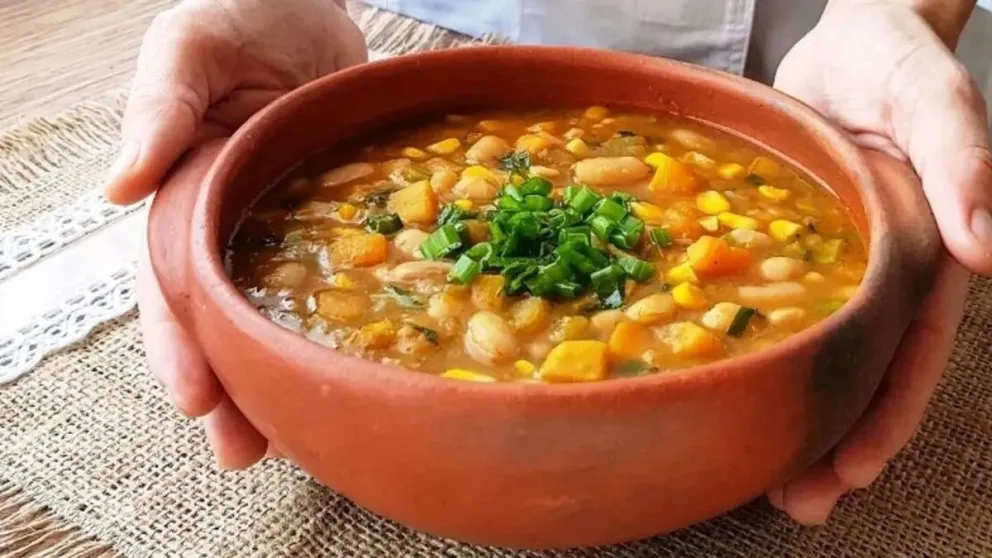 25 de mayo: ¿Por qué se come locro en Argentina?