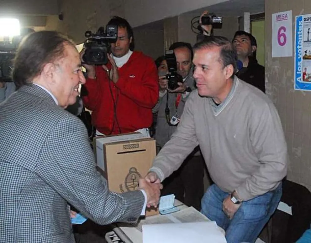 Disputa familiar por derechos de imagen frena la serie sobre Menem