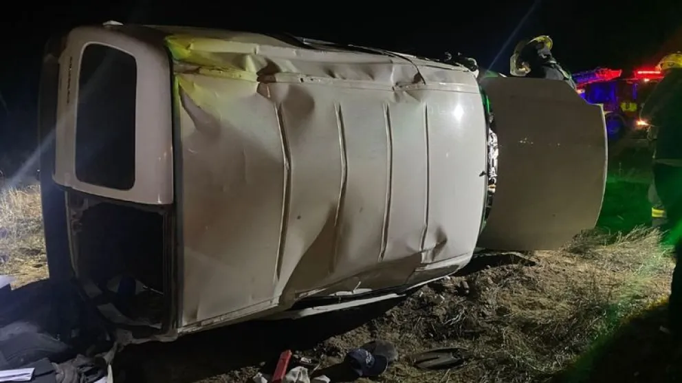 Grave vuelco en Ruta 51: una embarazada y un bebé, heridos tras accidente cerca de Centenario
