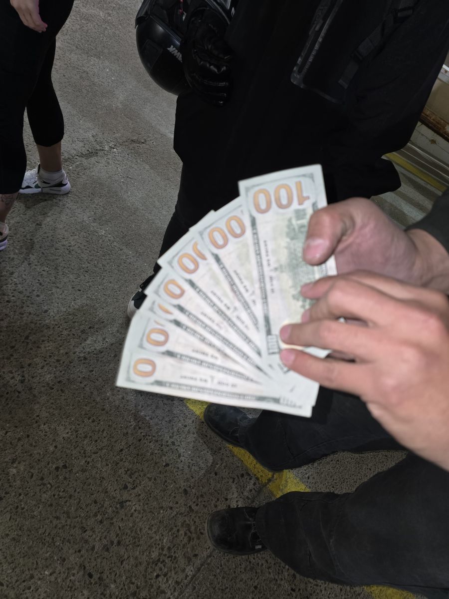 Intentó vender dólares falsos y fue descubierto en pleno operativo policial 