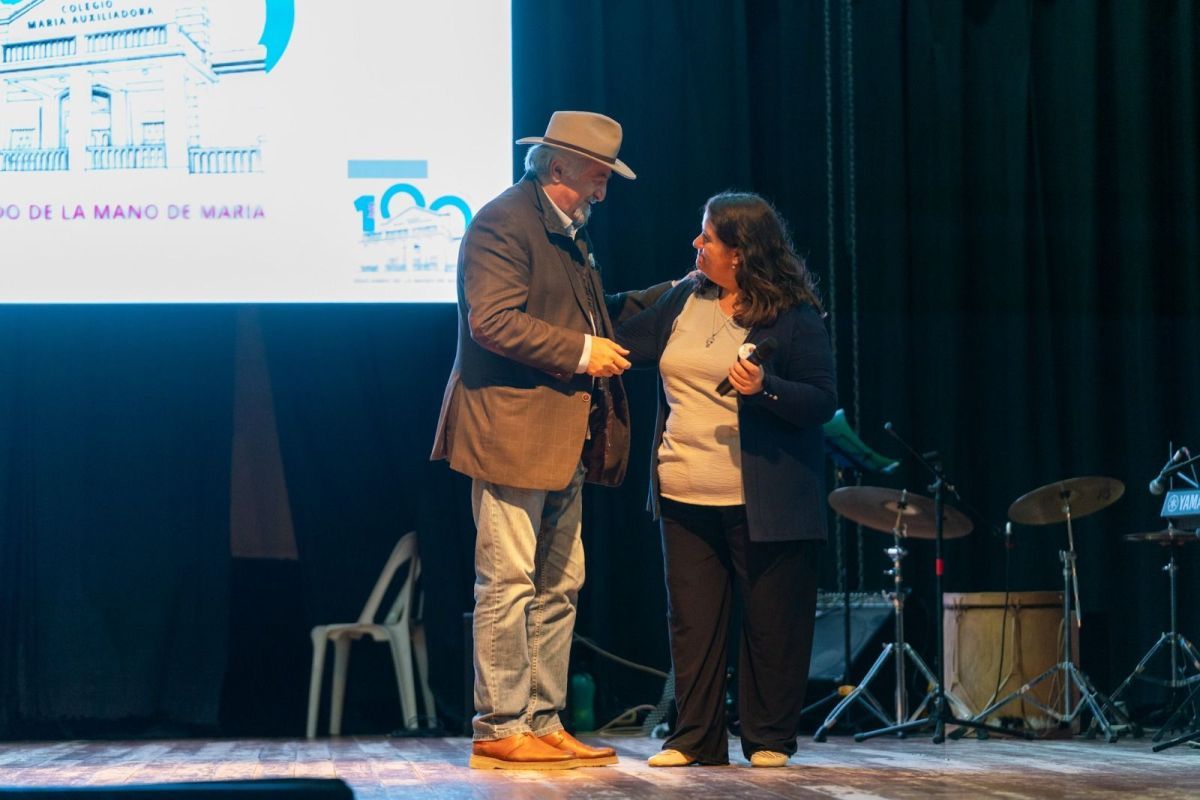 El intendente participó del acto por el centenario del Instituto María Auxiliadora