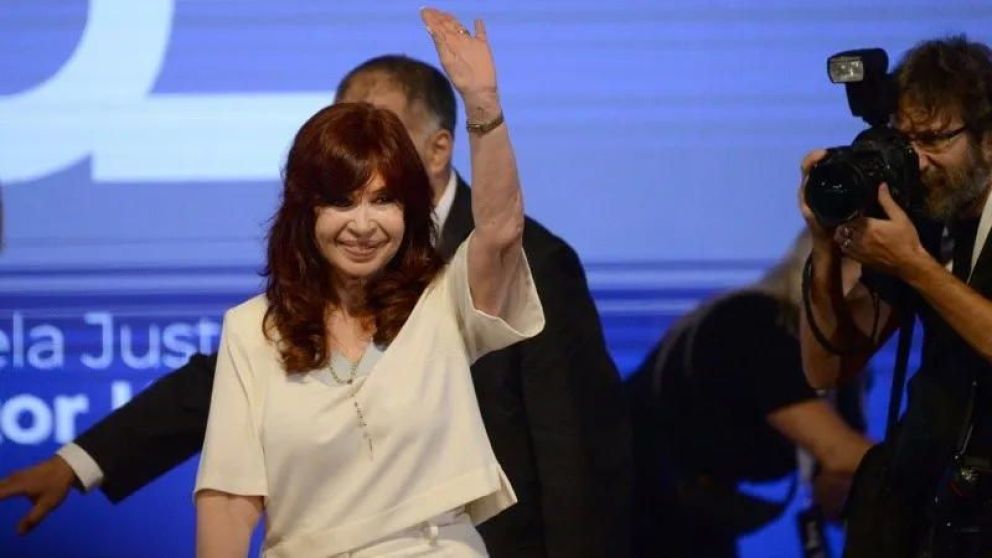 Cristina Kirchner dará el presente en un acto por el 25 de mayo y buscará "desmontar el relato de la derrota"