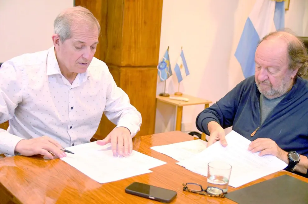 El Ministerio de Educación del Chubut y la Fundación Patagonia Natural fortalecen su alianza para impulsar el uso de energías limpias en escuelas públicas y espacios comunitarios de la provincia.