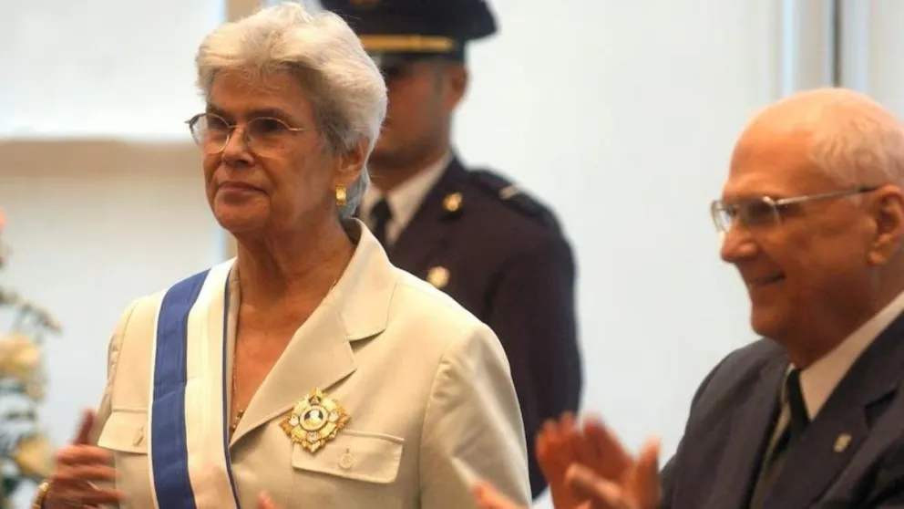A los 95 años murió Violeta Barrios de Chamorro, primera mujer presidenta en América // Foto de referencia