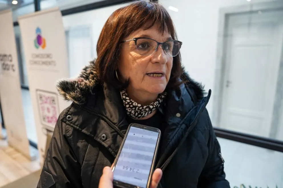 La secretaria de Cultura, Liliana Peralta, presenta las propuestas de la XII Feria Internacional del Libro de Comodoro Rivadavia, que incluirá más de 700 actividades y la presencia de destacados escritores del 1 al 10 de agosto.