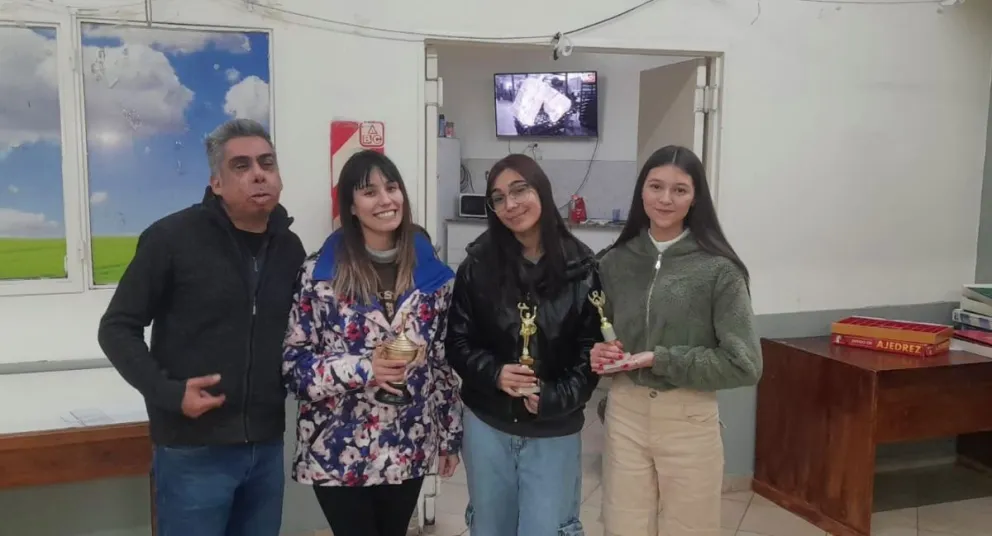 Brinda González, Vaina Domínguez y Luna Oyarzo fueron las destacadas de la fecha.