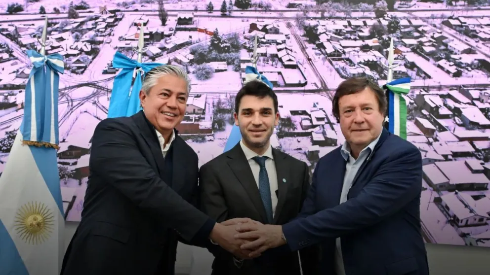 Los representantes patagónicos se congregaron para avanzar con una importante obra de infraestructura para la cordillera. / Fotografía: ADNSur.