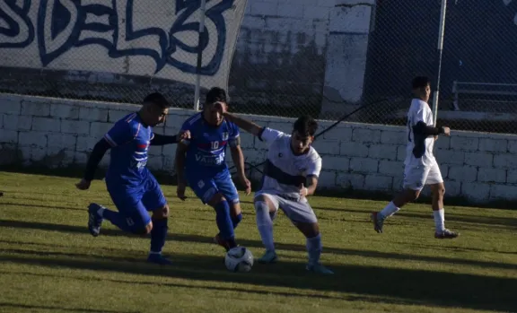 Newbery todavía se ilusiona