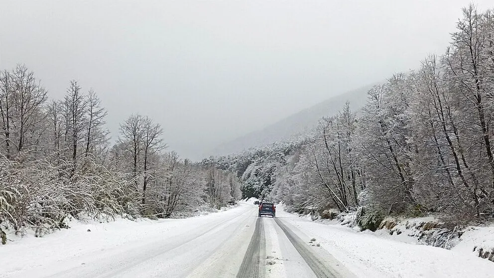 En zonas de meseta se esperan hasta 20 cm de nieve, mientras que en la cordillera podrían acumularse más de 50.