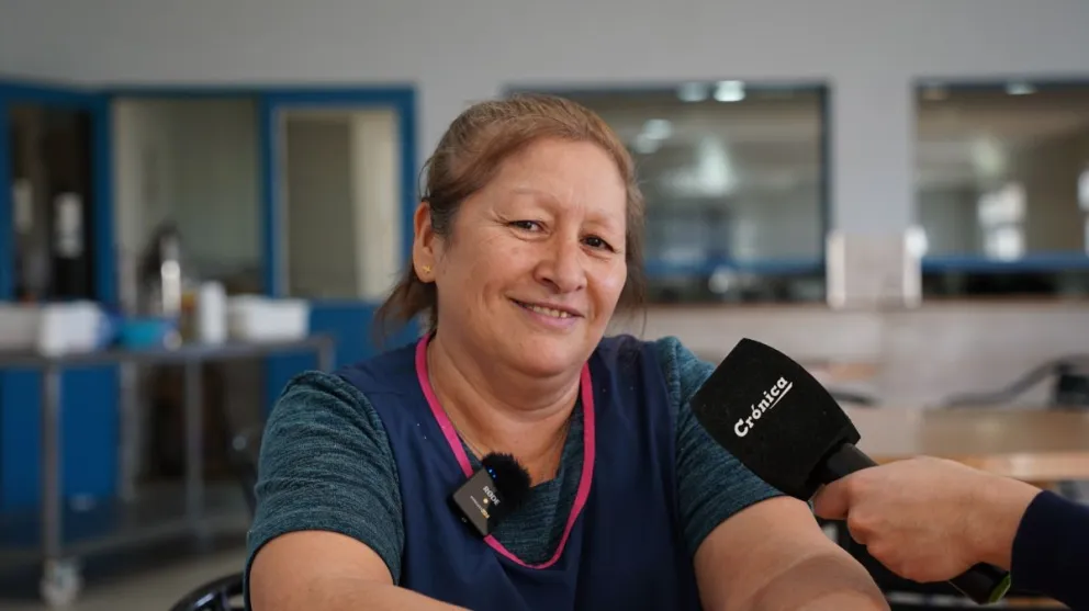 Sandra Pinda, 25 años alimentando y cuidando generaciones en la CAI.