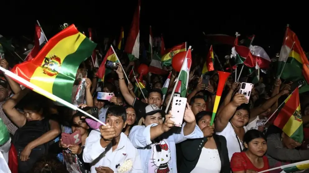 Bolivia vota en medio de una crisis económica y social que golpea fuerte.