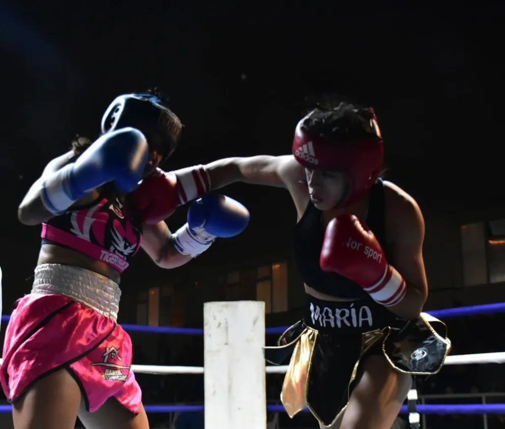 Aylén Aguirre, excampeona juvenil de boxeo amateur estará en una pelea central en una velada organizada por Piñas del Sur.