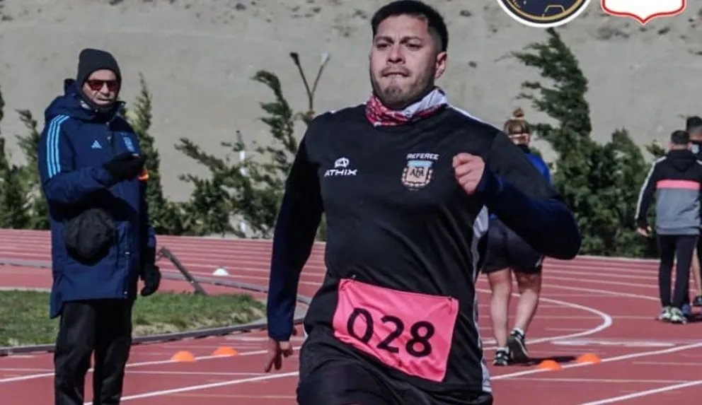 Carlos Rujano está segundo en la tabla de mérito para dirigir en el Torneo Regional. (Gentileza LFCR).