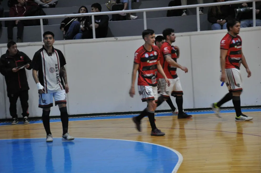 Flamengo enfrentará hoy a Nuevo Emfi de Truncado.