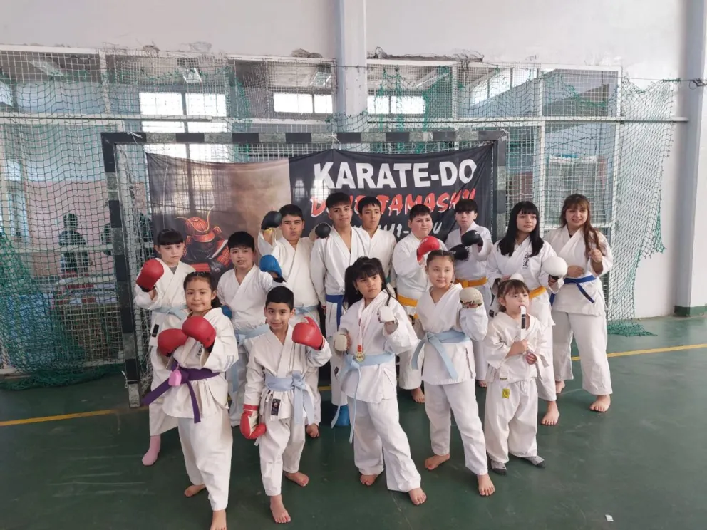 Los integrantes del Dojo Tomashi de Karate Do estilo Uechi Ryu de Comodoro Rivadavia lograron buenos resultados en el "IV Abierto de Artes Marciales" en Comodoro Rivadavia. 