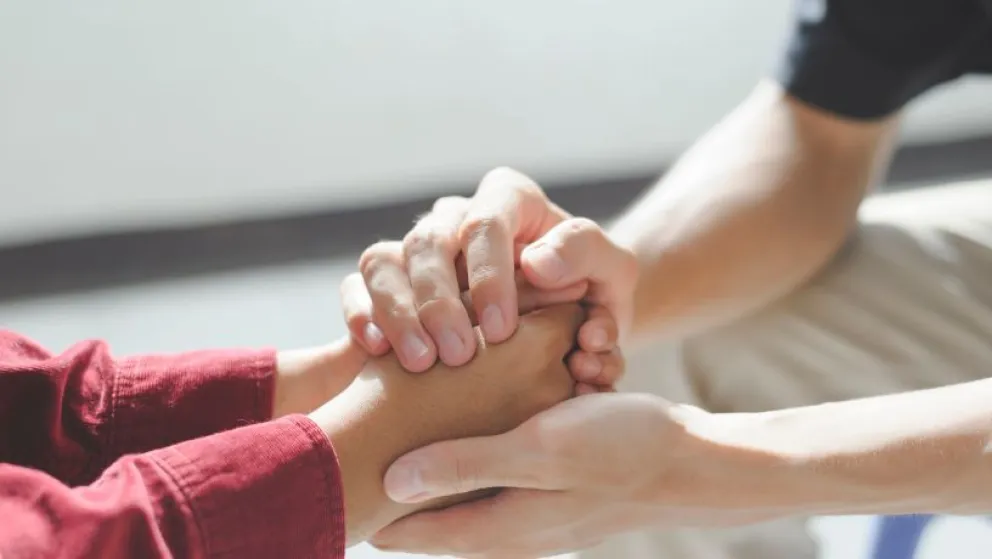 Asociación Por la Inclusión asiste a vecinos con refuerzos comestibles