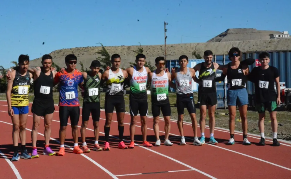 Atletas en el torneo de la Asociación.