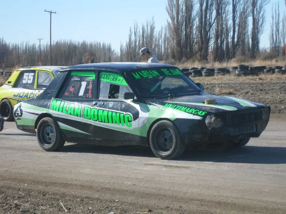 Está en duda la continuidad del espectáculo motor en la localidad de Sarmiento debido a la lluvia, aunque el comisariato deportivo tomará una determinación este domingo 21 de septiembre a partir de las 10.00 de la mañana.