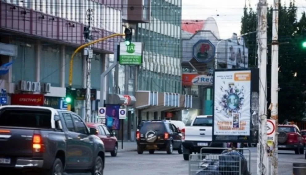 La Federación Económica de Santa Cruz (FESC), pidió que se declare de manera inmediata la Emergencia Comercial, Productiva y PYME en la Provincia de Santa Cruz por el plazo de doce (12) meses.