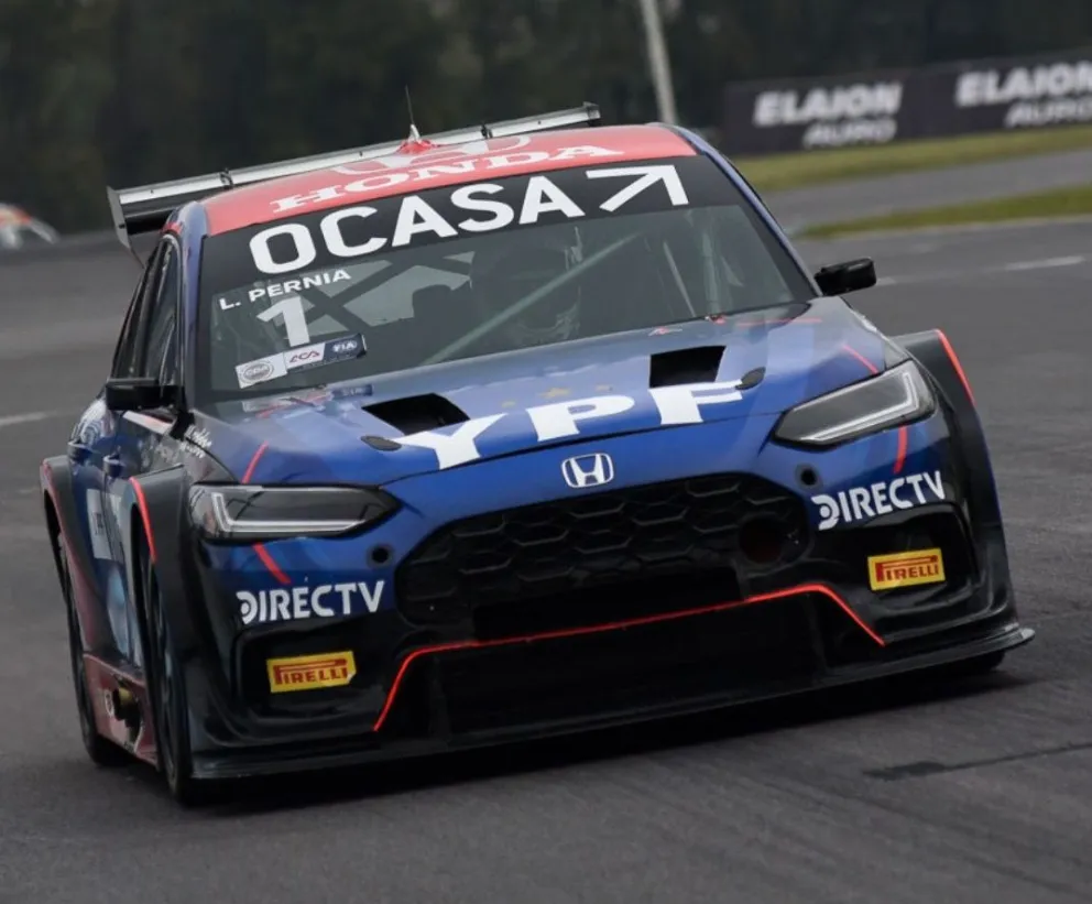Se viene el inicio de los 200 Km de Buenos Aires, el equipo oficial Honda YPF está listo para salir a pista con sus principales pilotos, el campeón del TC2000 Leonel Pernía y su invitado Ignacio "Nacho" Montenegro. 
