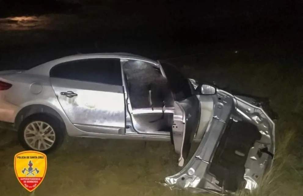 Personal médico y de bomberos coordinaron el operativo en el acceso norte de Caleta Olivia.