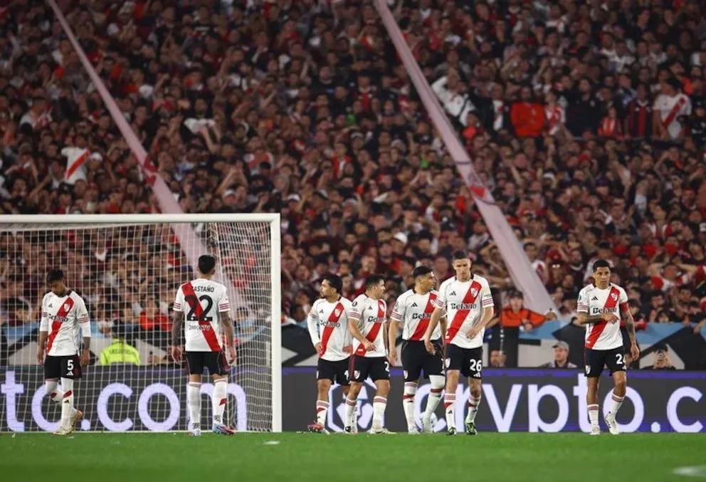 River tendrá varias bajas para el partido con Sarmiento (REUTERS/Agustin Marcarian).