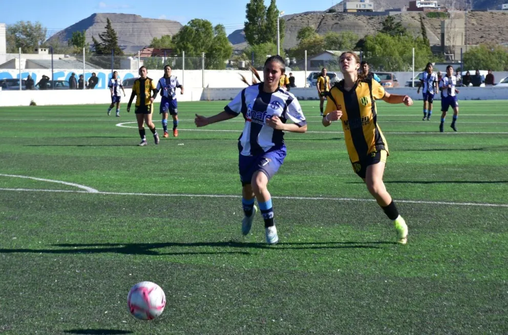 Ferro cayó de local, por 4 a 3.