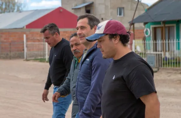 Luque recorrió la meseta: "Queremos acompañar desde el Congreso a cada localidad del Interior de Chubut"