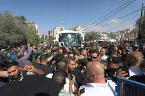 Liberados, pero destrozados: los prisioneros palestinos regresan a una tierra de pérdidas y ruinas.