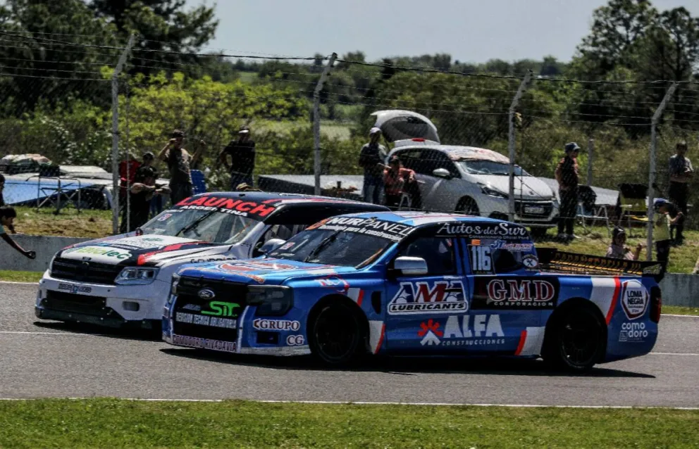 Debido a las elecciones nacionales el piloto de Comodoro Rivadavia, Thomas Micheloud, estará corriendo el viernes en el Roberto Mouras de La Plata en la categoría TC Pista Pick Up.