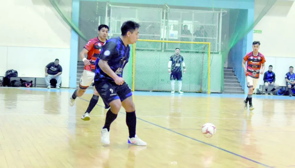 Diego Vargas es una de las figuras del equipo que debutará el lunes en el Nacional (Foto: Juan Low).