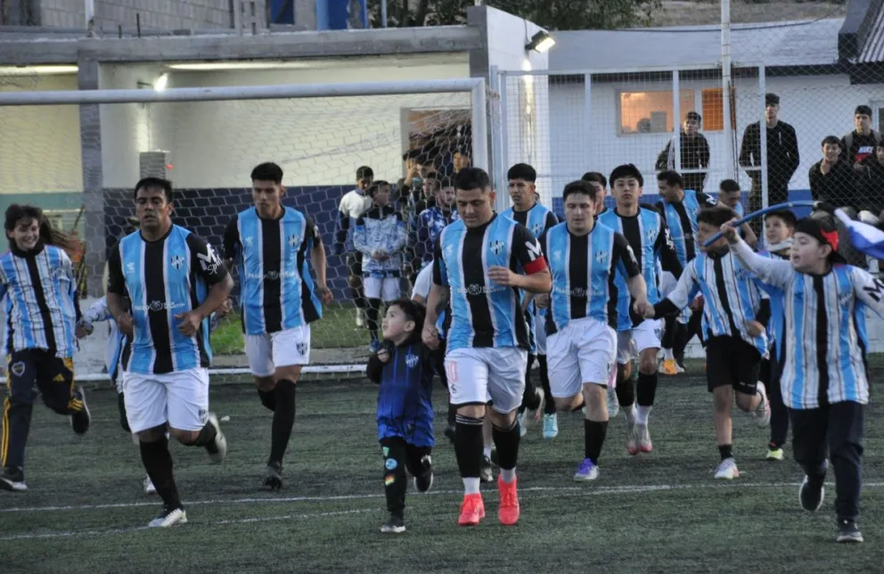 Saavedra lo igualó en el ST. (Fotos: José Guerreiro).