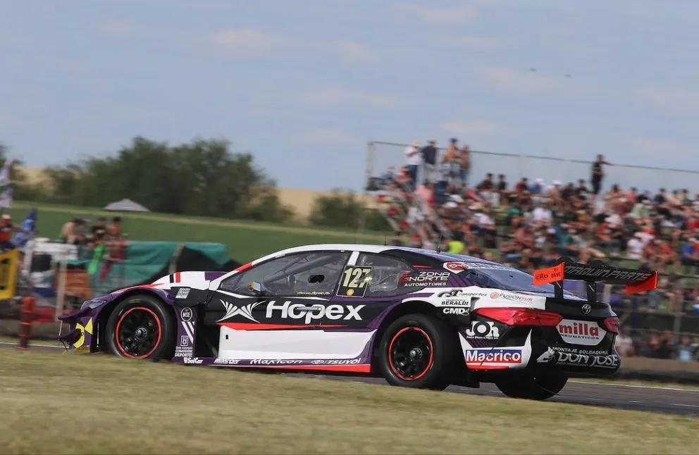 Marcelo Agrelo encará la penúltima carrera del año en el TC donde hasta el momento consiguió su mejor año deportivo en la máxima categoría nacional disputando la Copa de Oro. 