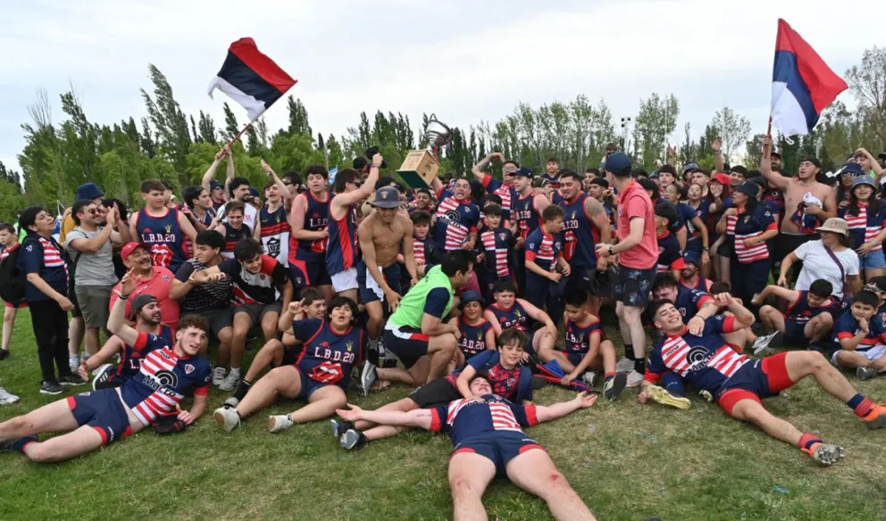 Comodoro RC se consagró campeón del Torneo Austral de rugby al derrotar como visitante a Trelew RC por 42 a 33 (Daniel Feldman)