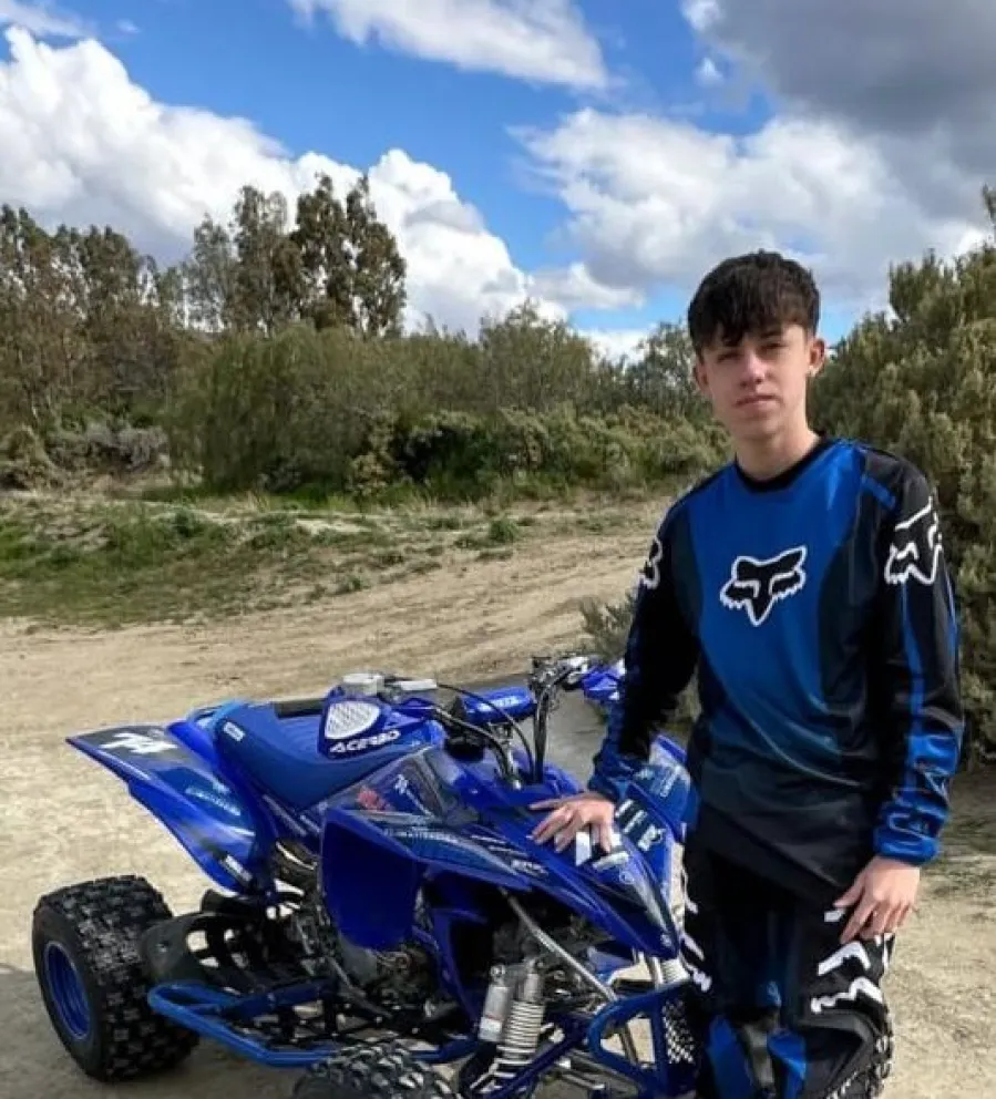 El piloto comodorense  Santino Villalobos corre la 1º fecha del Campeonato Binacional de Cross en Tres Lagos (Santa Cruz),