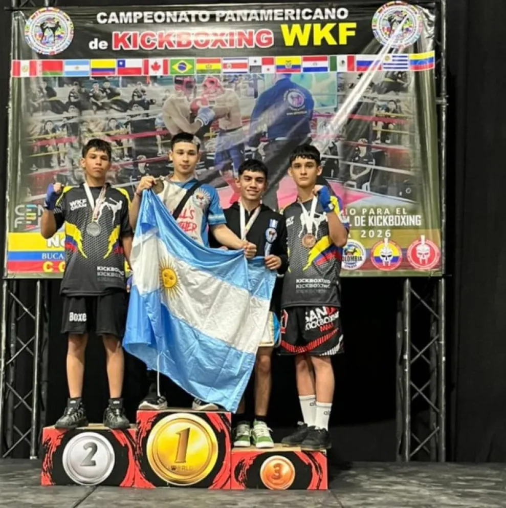Ciro Barrientos se convirtió en el peleador más destacado  en el Campeonato Panamericano WKF 2025 en Bucaramanga (Colombia).