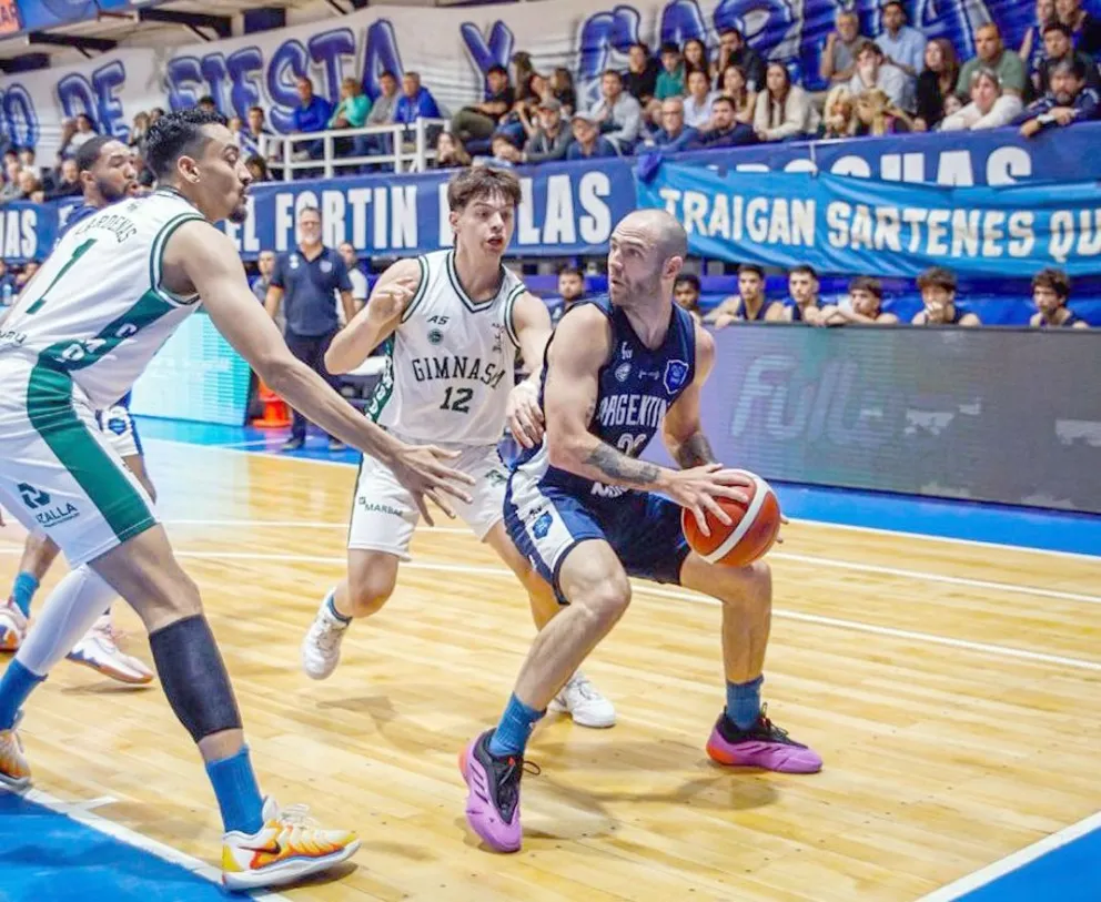 Defiende Toretta, que fue la figura en Junín. (Foto: laliganacional.com.ar).