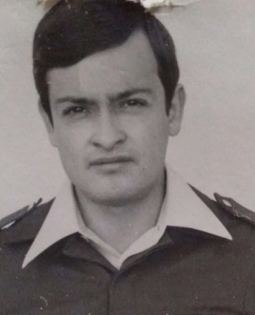 Lo encontraron en su casa, muerto y atado