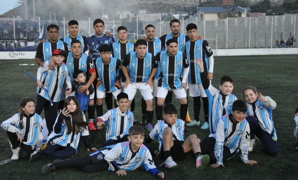 Saavedra abrió la jornada con una goleada. (Foto: archivo).