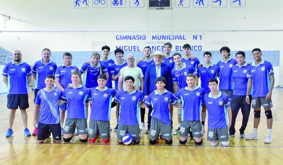 El juego inicial en esta gira será frente el puntero y vigente campeón, Ciudad.