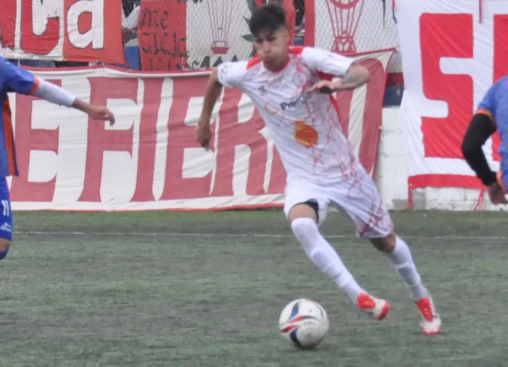 Zair Gallardo fue uno de los goleadores en la victoria ante Palazzo. (Archivo).