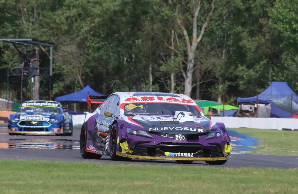 Marcelo Agrelo cerró un año notable en el TC, logró meterse entre los mejores 12 pilotos  -Copa de Oro- que definían el título y este domingo en el Roberto Mouras de La Plata cerró un fin de semana ubicado 15º en la final.