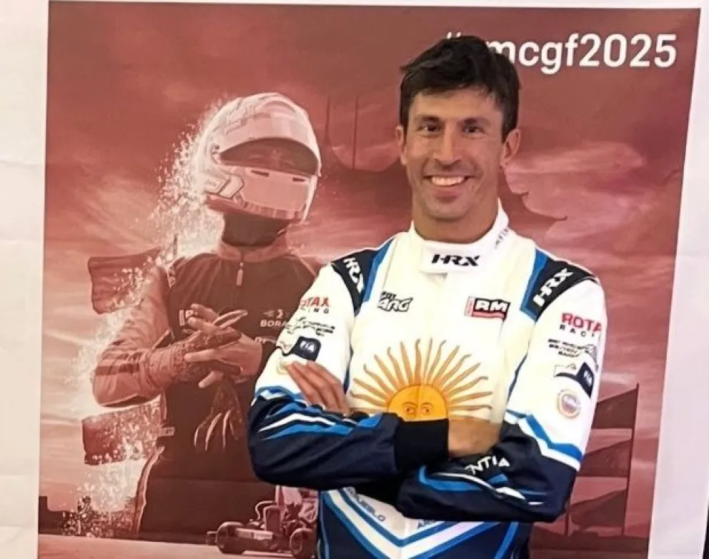 El kartista de Comodoro Rivadavia Javier Fernández hizo historia, se transformó en el primer piloto de la Asociación de Karting de la Patagonia Sur (AKPS) en correr un Campeonato Mundial de Karting (Rotax). 