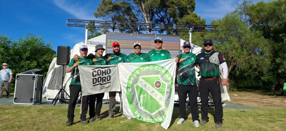 El Club de Tiro con Arco Petroquímica de Comodoro Rivadavia cierra un año de logros con sus arqueros y se posiciona como una de las instituciones con mayores podios y medallas a nivel país.