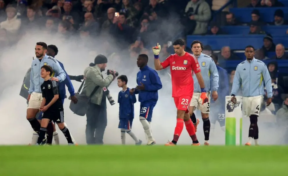 Aston Villa consiguió un triunfo clave al imponerse como visitante ante el Chelsea, resultado que le permitió igualar un récord histórico de 11 victorias consecutivas,