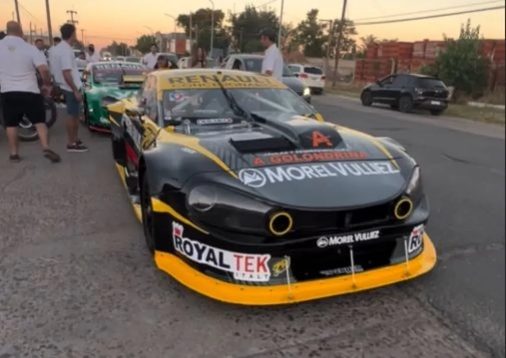 El Torino que conducirá Marcelo Agrelo construido en Chacabuco se presentó en sociedad, el chubutense se prepara para la temporada del TC 2026.