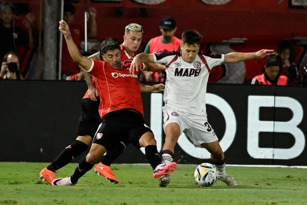 Lanús inicia la serie final de la Recopa Sudamericana ante Flamengo