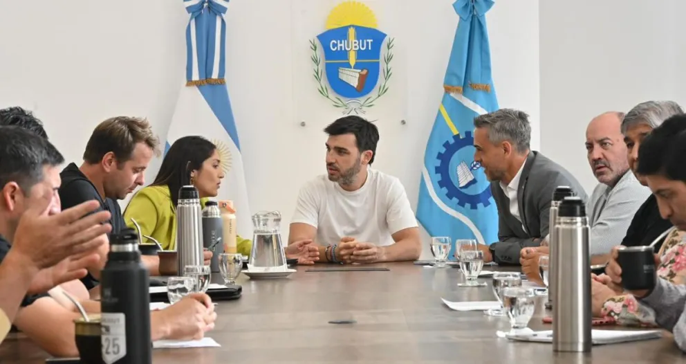 Afirman que Irán activó el "plan Día del Juicio Final" para vengar la muerte de Ali Khamenei.
