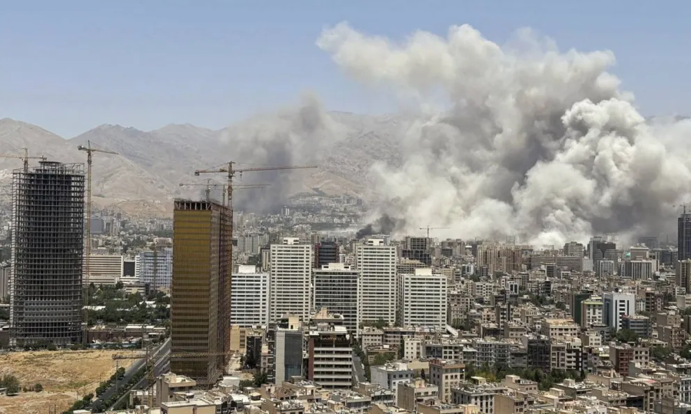 Estados Unidos alerta a la población civil en Irán sobre posibles ataques a zonas residenciales.
